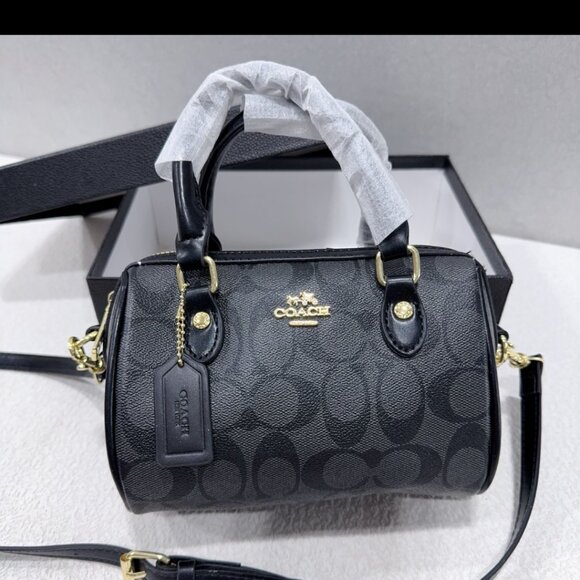 Designer LUXURY New - Picture 1 of 1